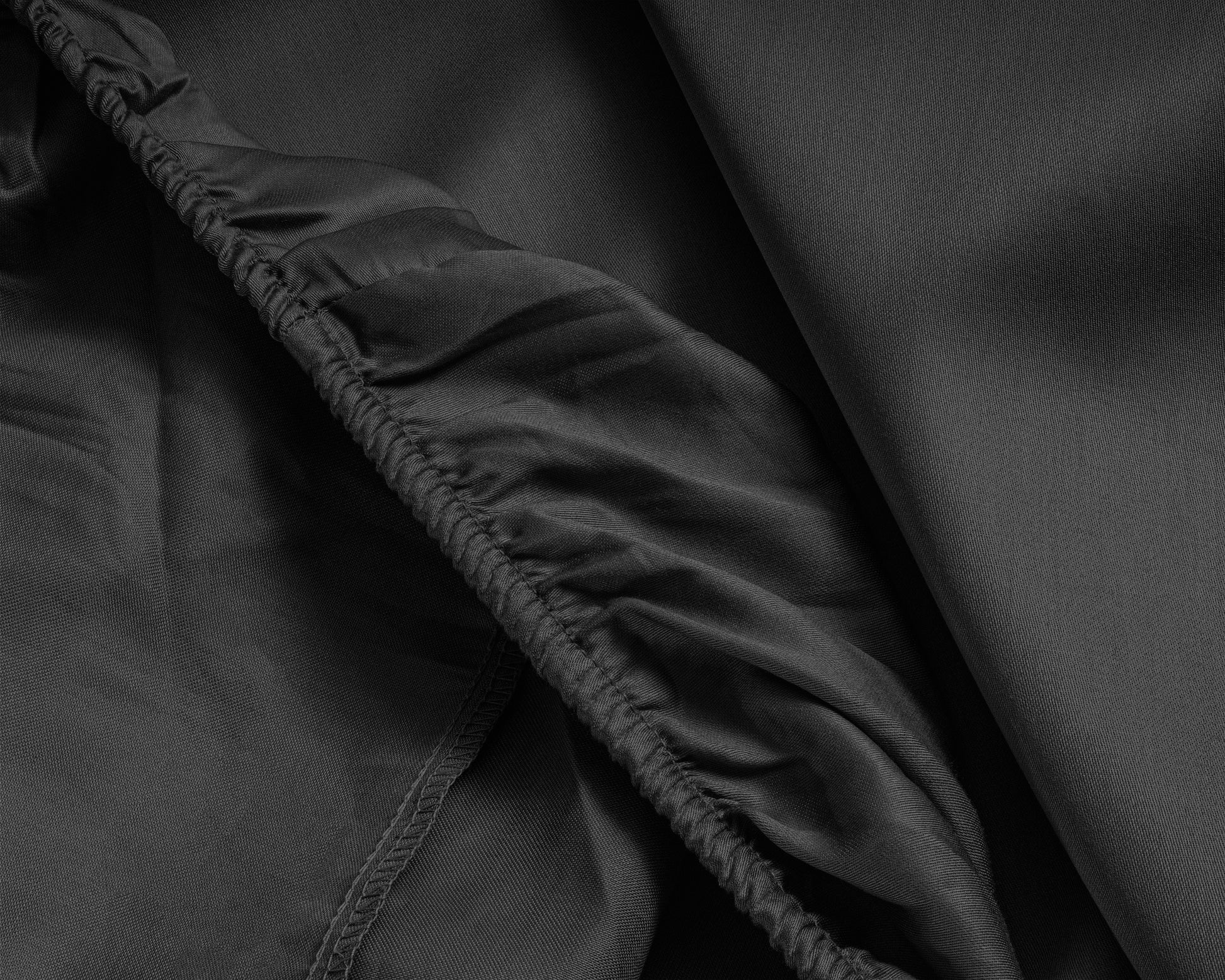 Luna Satijn | Zwart Topper Hoeslaken - Perfecte pasvorm. Nacht na nacht.